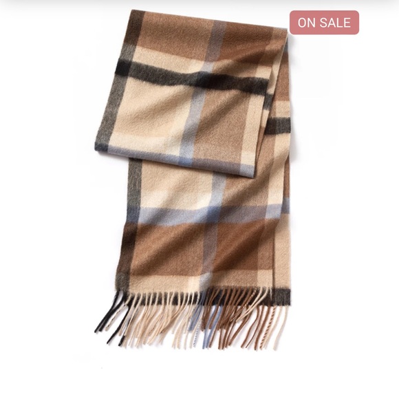 Luxury Cashmere Scarf with Tassels – Stylish Wrap and Shawl - Picture 3 of 14